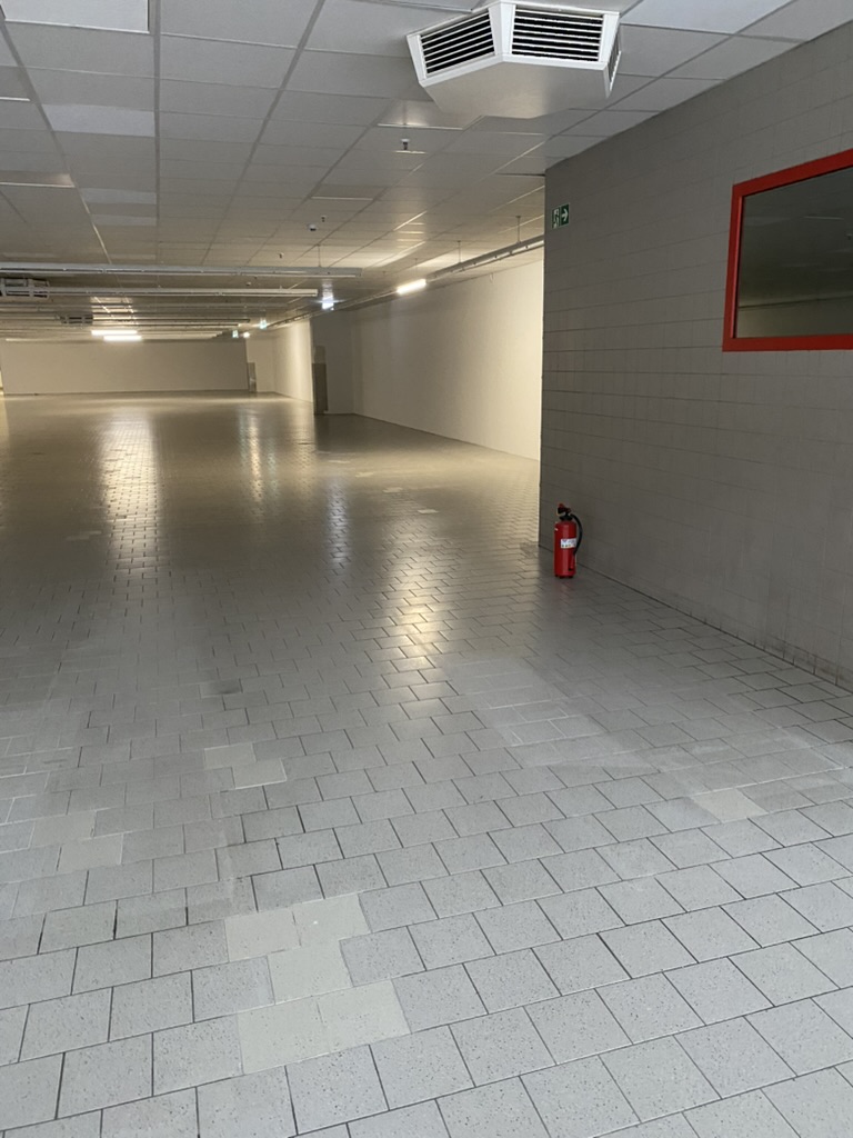 Industrieboden in einer großflächigen Gewerbefläche