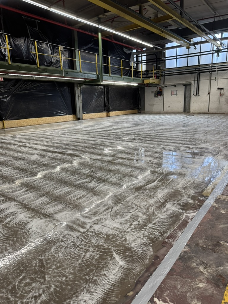 Mechanische Untergrundvorbereitung vor der Beschichtung